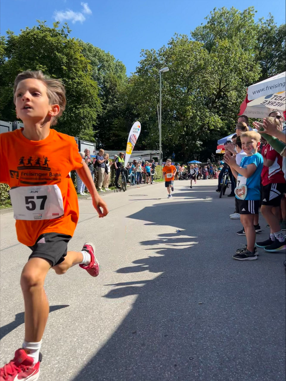 Ein Kind beim Zielsprint