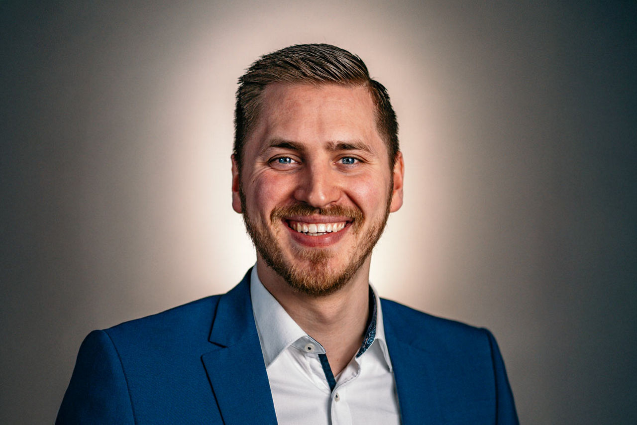 Mitarbeiter der Abteilung Investoren und Bauträger