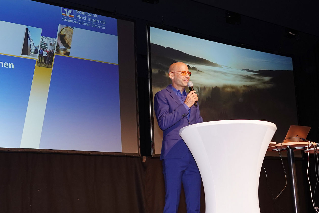 Rafael Treite führte sympathisch und unterhaltsam durch den Abend.