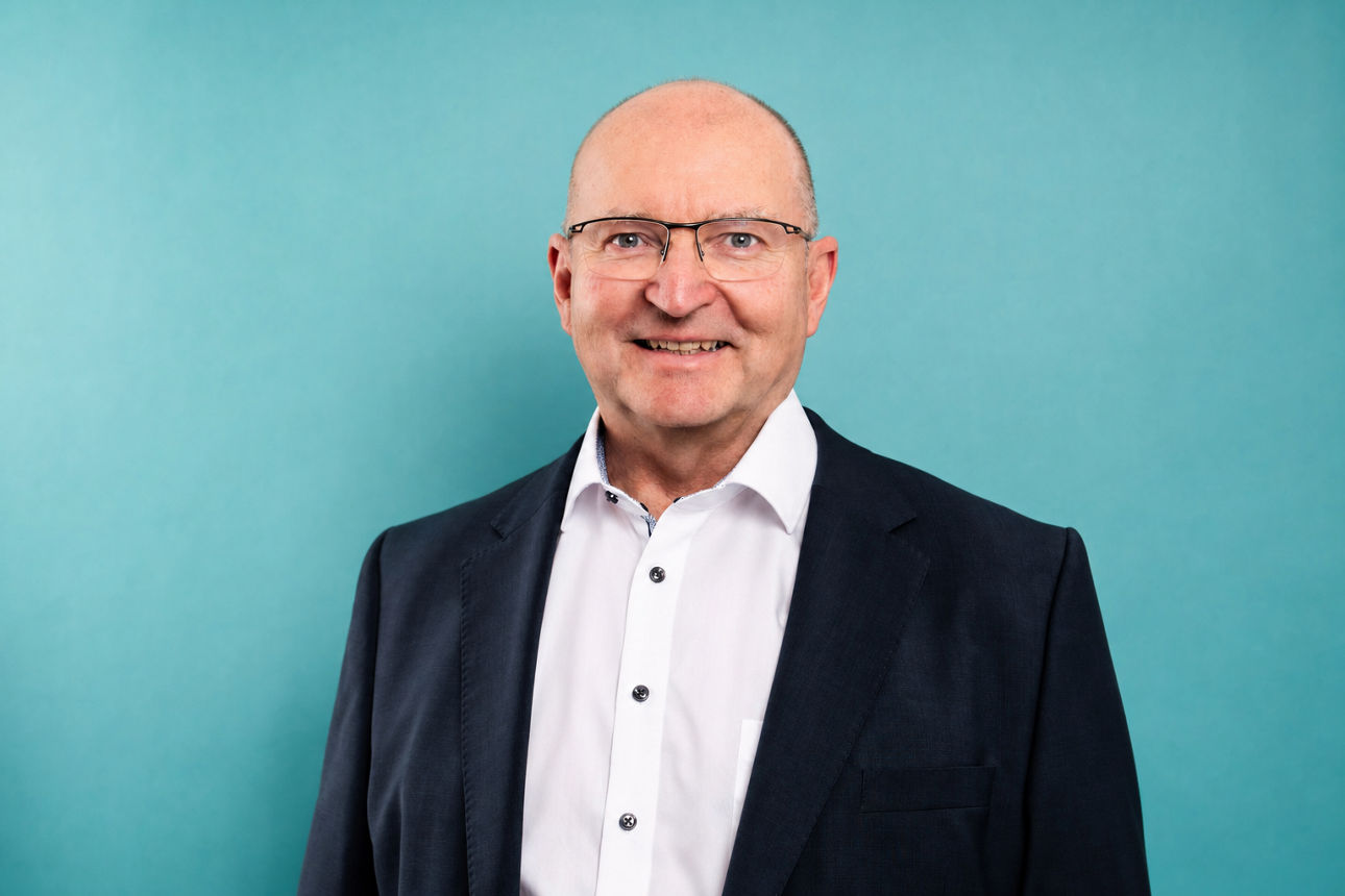 Porträt von Rainer Völlinger - Spezialist Auslandsgeschäft bei der VR RegionalBank