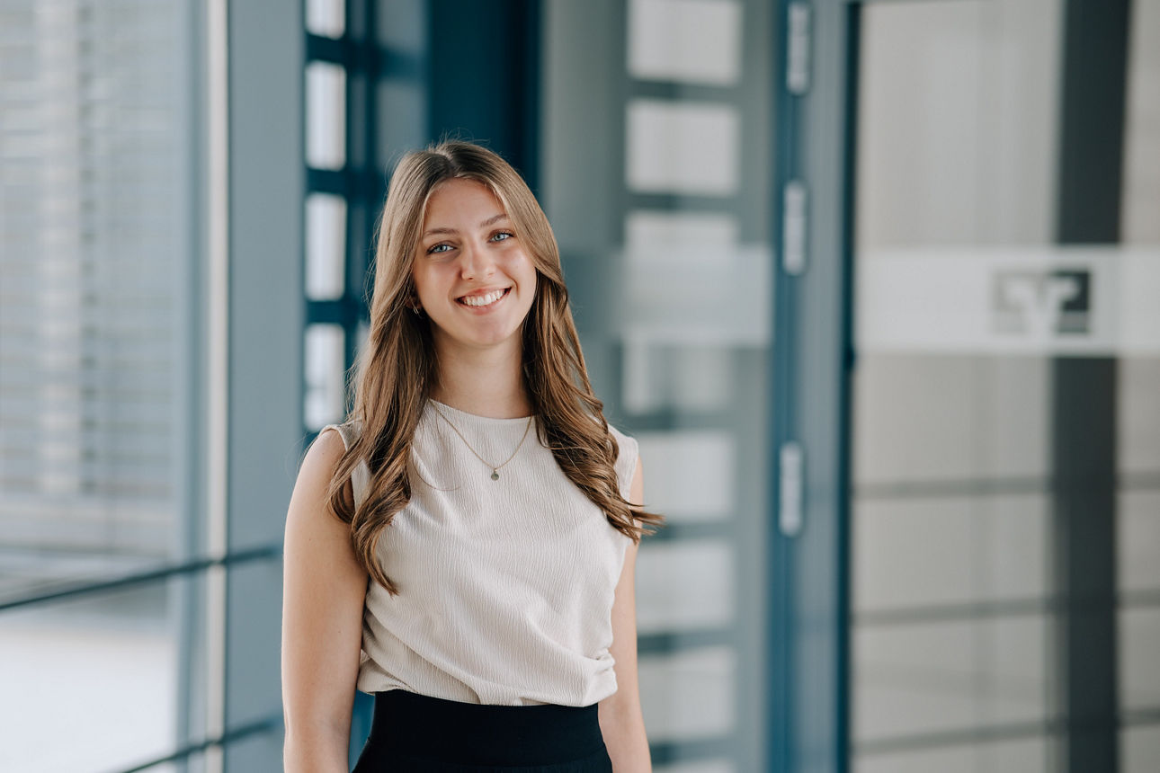 Mitarbeiterbild Julia Posch