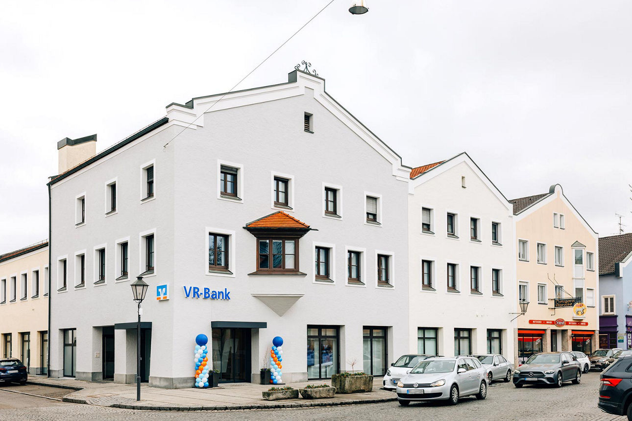 Das Gebäude der Bankstelle in Dorfen