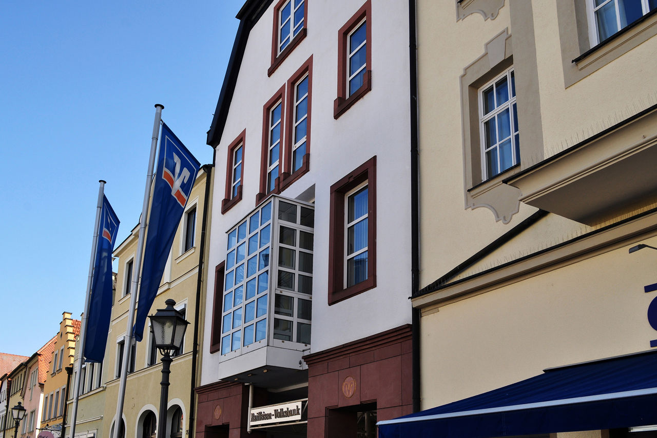 Aussenansicht der Filiale in Hassfurt