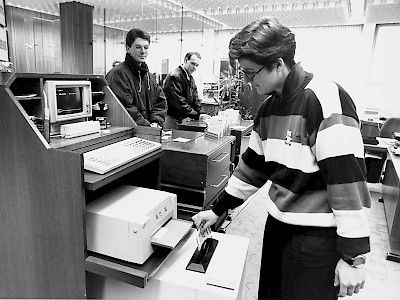 Fotografie der ersten Computergesteuerten Transaktionen