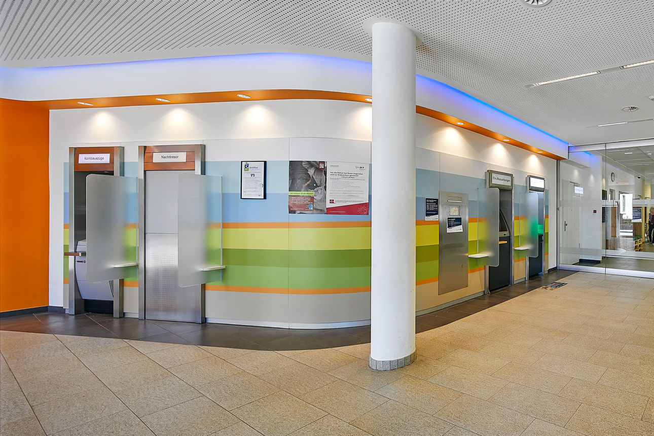 Filiale Schönberg der VR Bank zwischen den Meeren eG