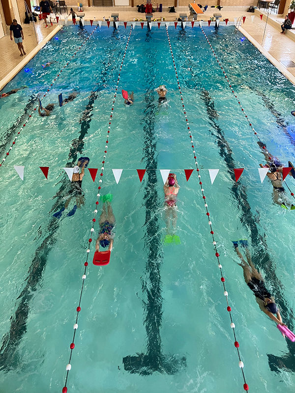 Schwimmhalle