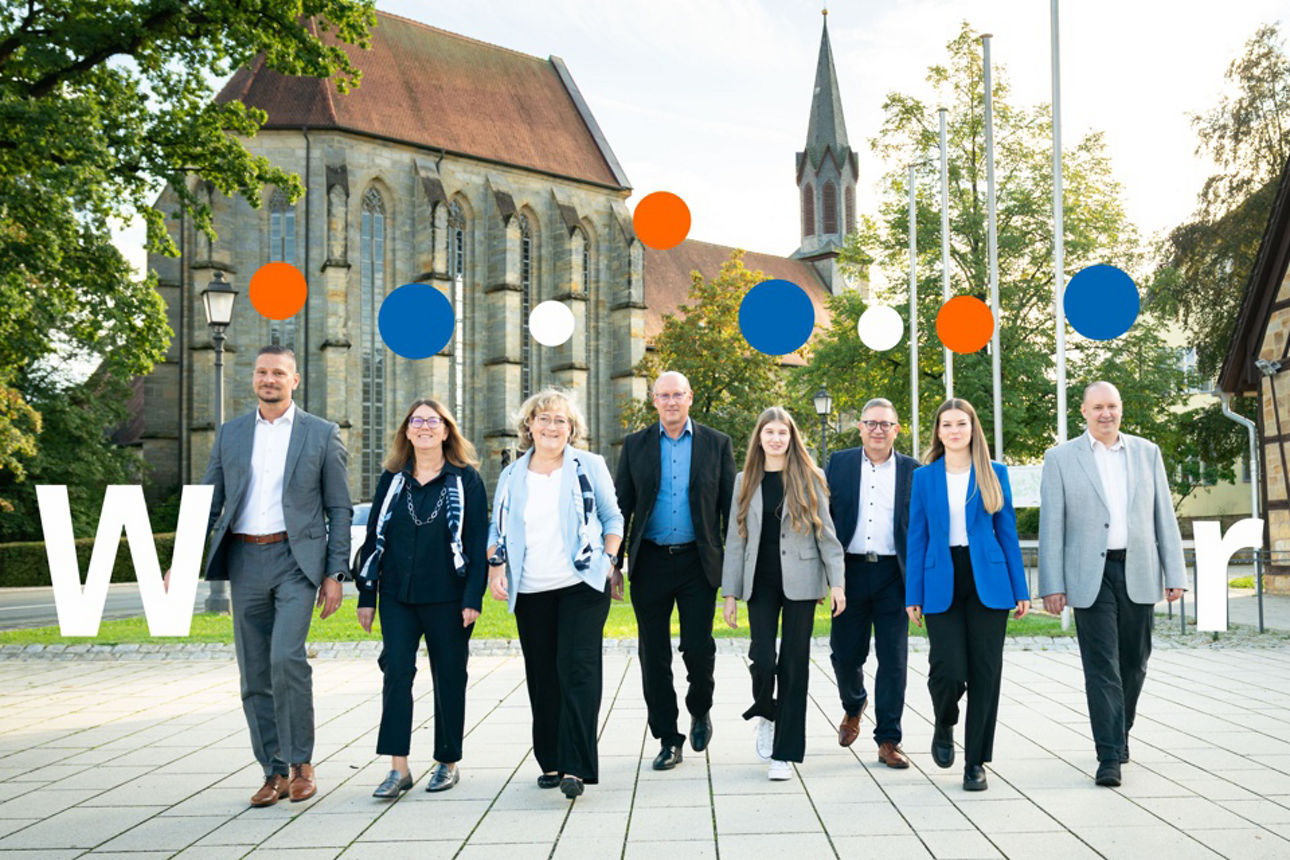 Filialteam Sonnefeld vor der Klosterkirche