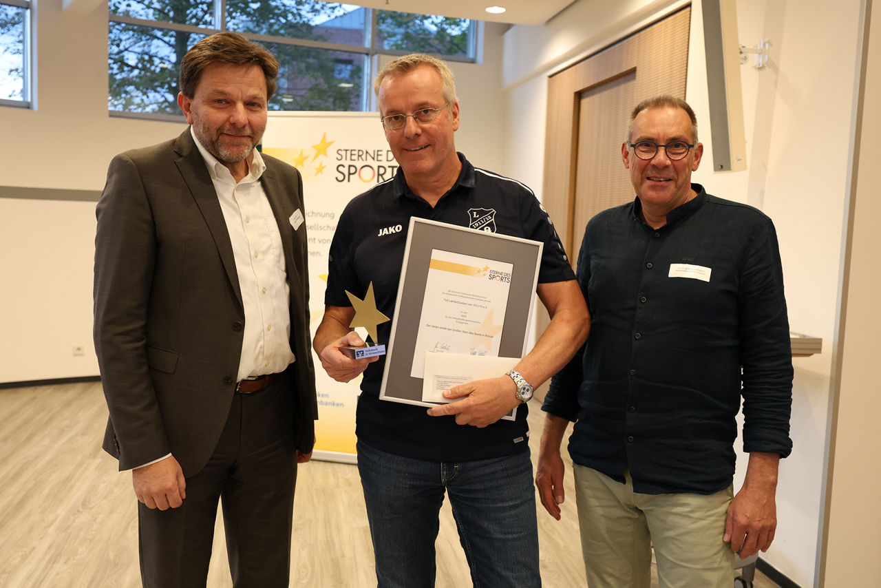 Verleihung des Großen Stern des Sports in Bronze an Axel Gaul vom TuS Lahde/Quetzen.