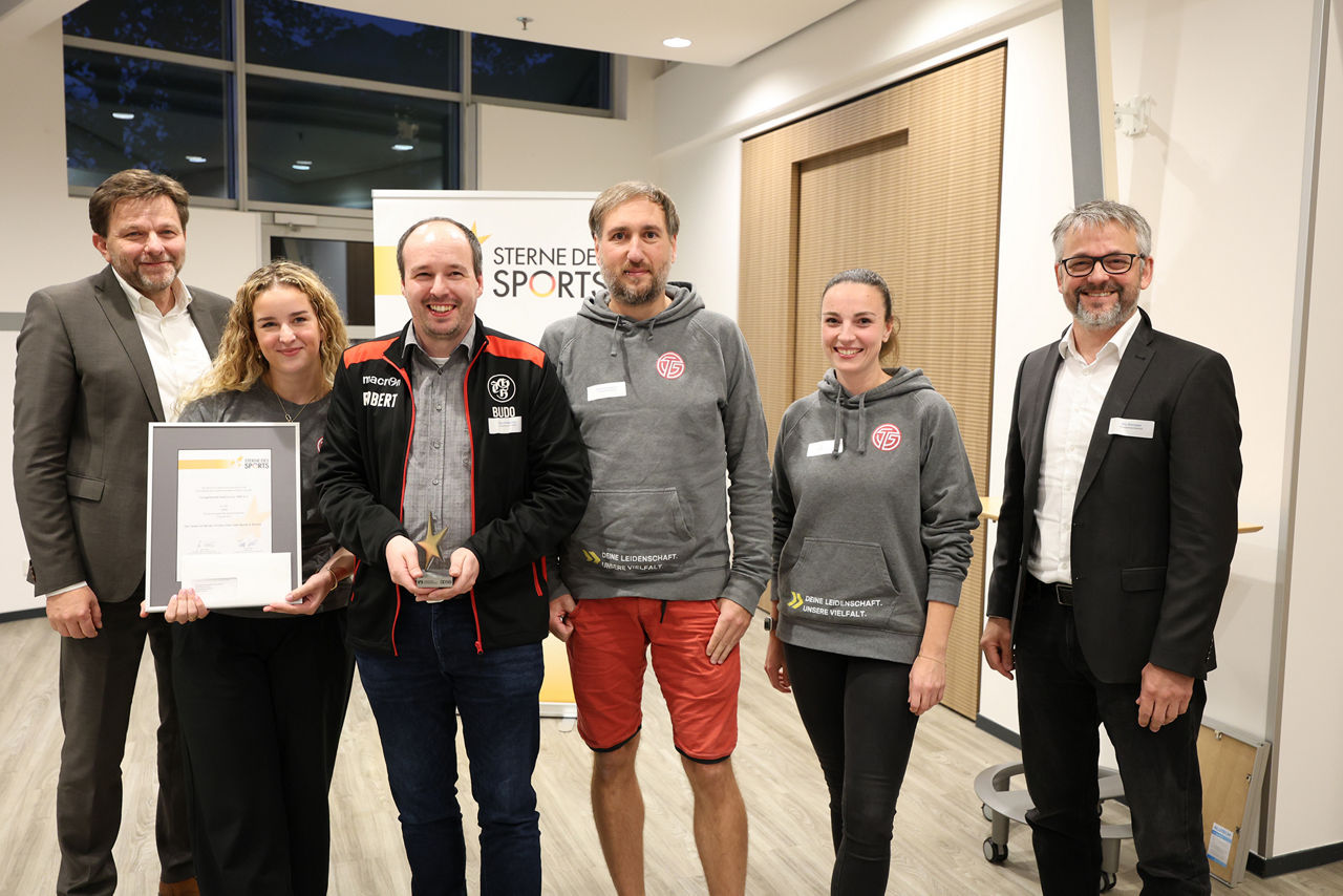 Verleihung des Großen Stern des Sports in Bronze an die Vertreter der TG Herford.