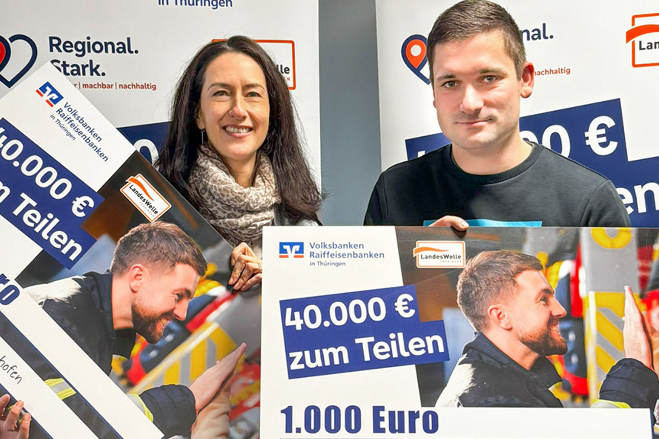 40.000 Euro zum Teilen - Gewinnübergabe