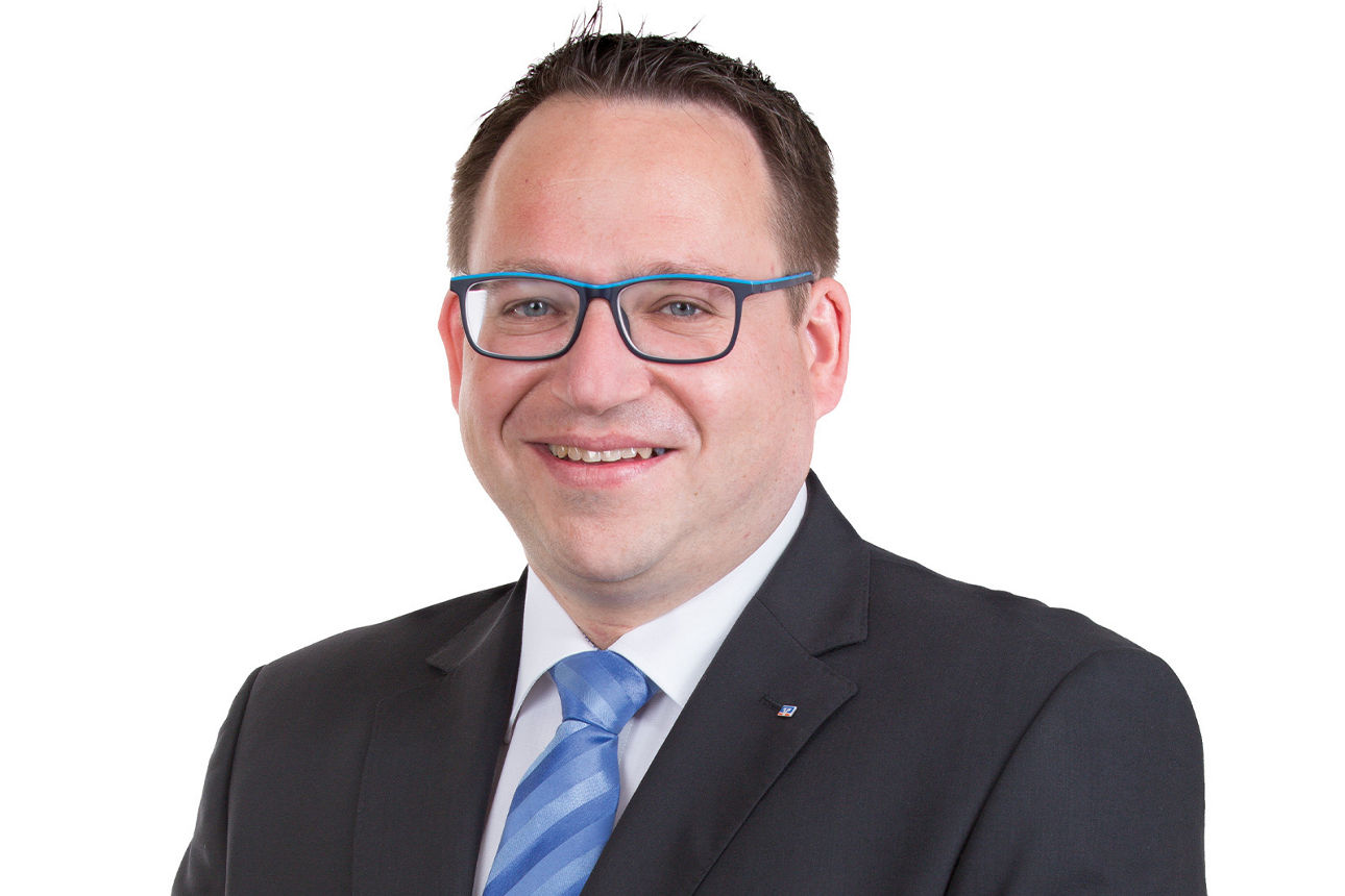 Thomas Becker, Kundenberater