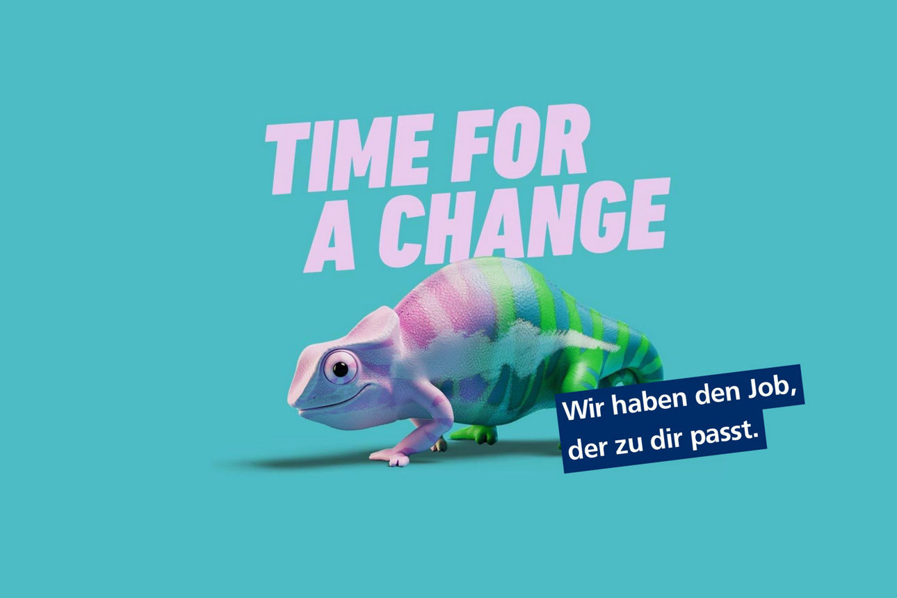 Ein Chameleon vor dem Schriftzug "Time for a change"