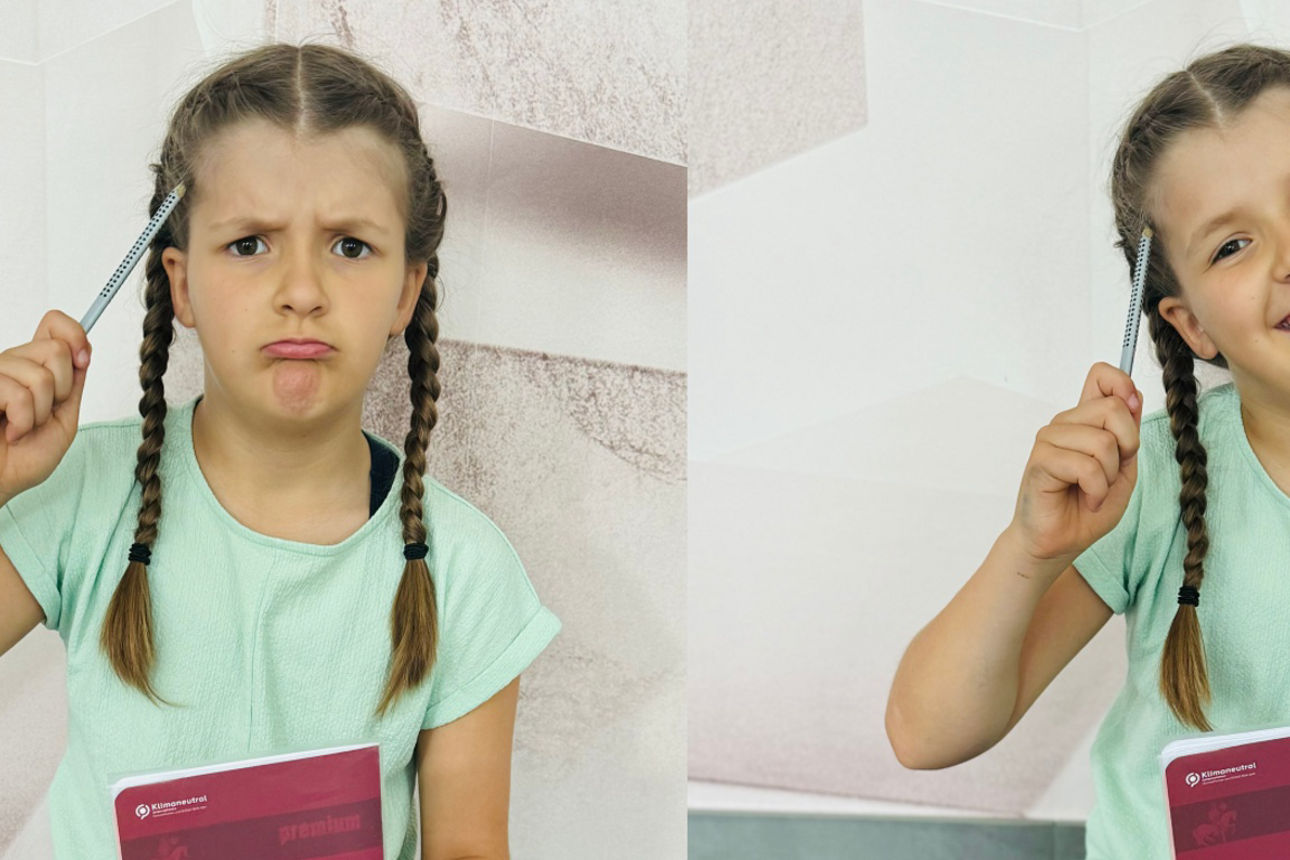 Schülerin mit Bleistift und Heft erst nachdenklich, dann kommt ihr eine Idee