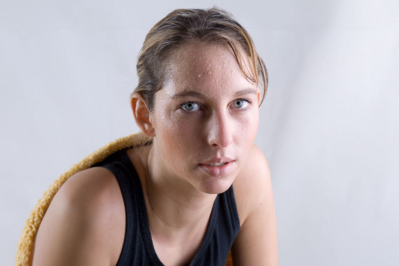 Frau beim Sport in Top