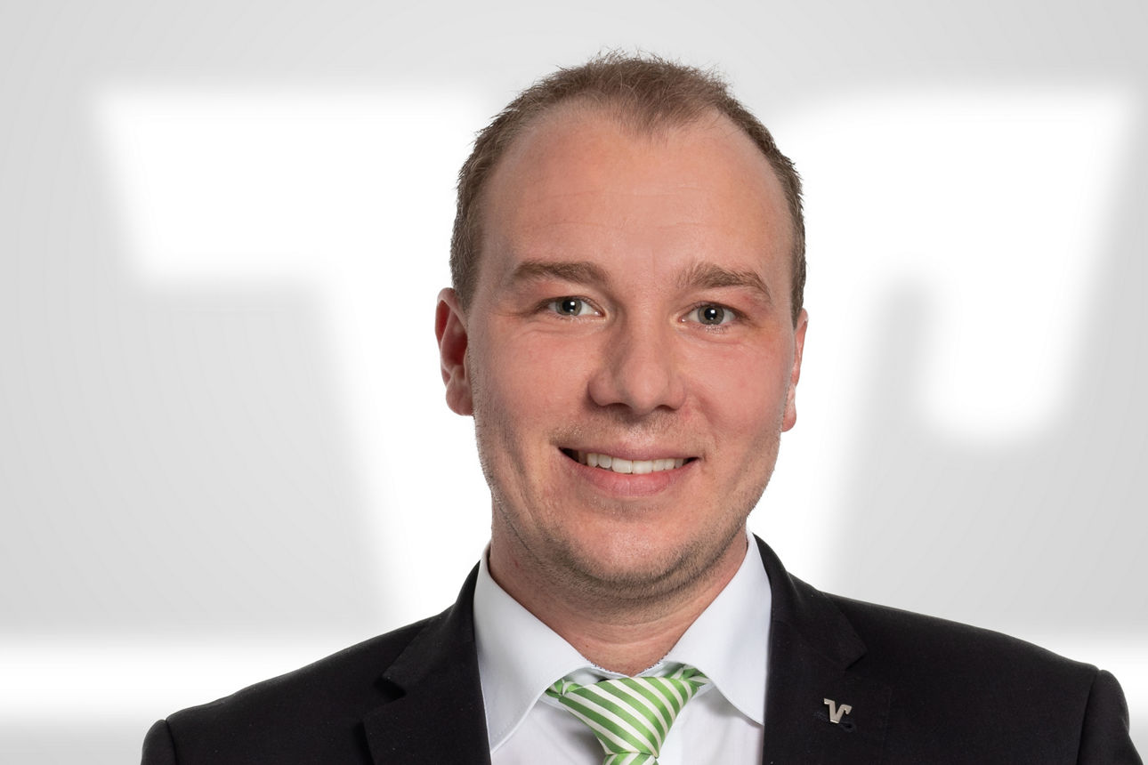 Felix van Well, Baufinanzierung