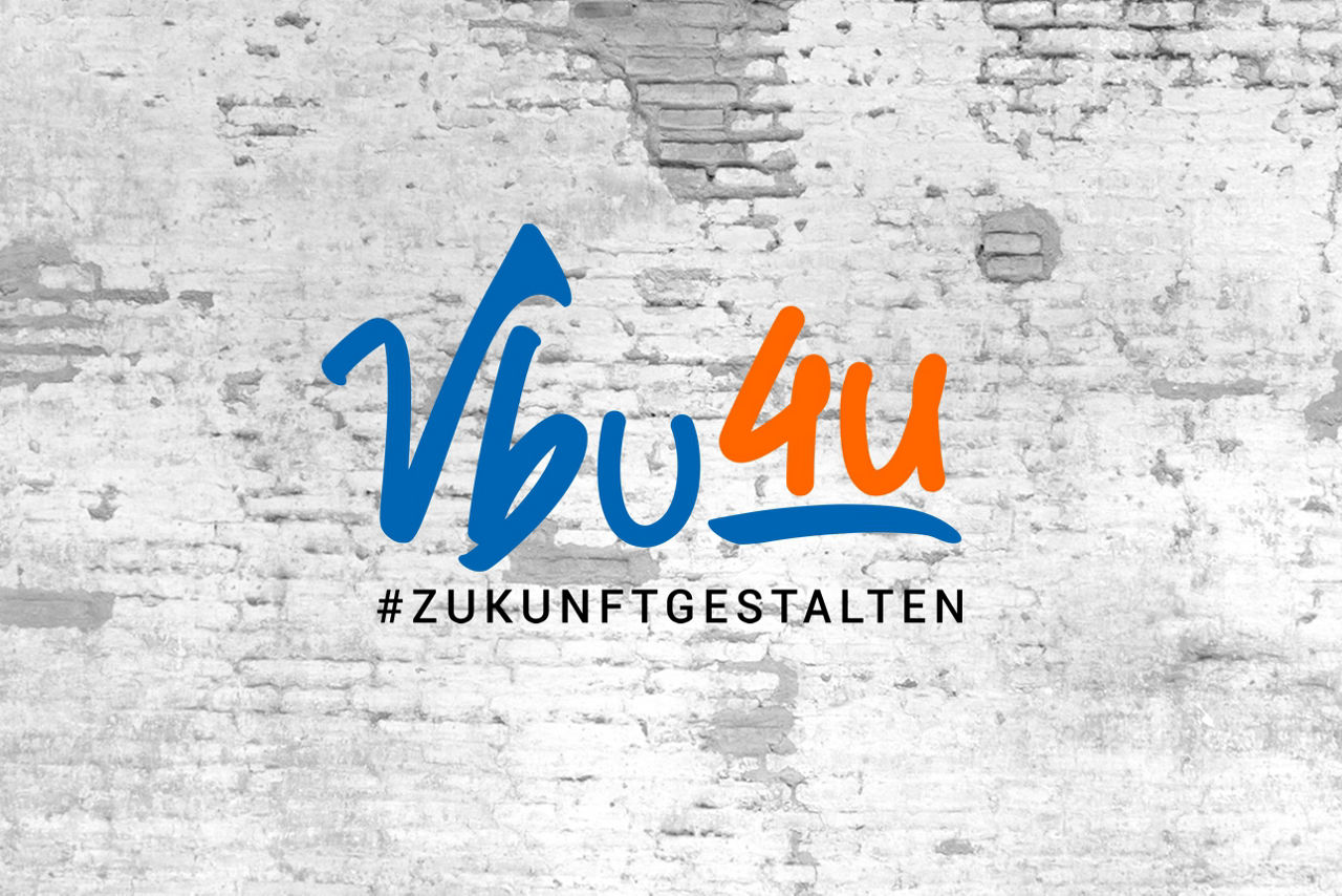vbu4u Logo auf grauer Mauer