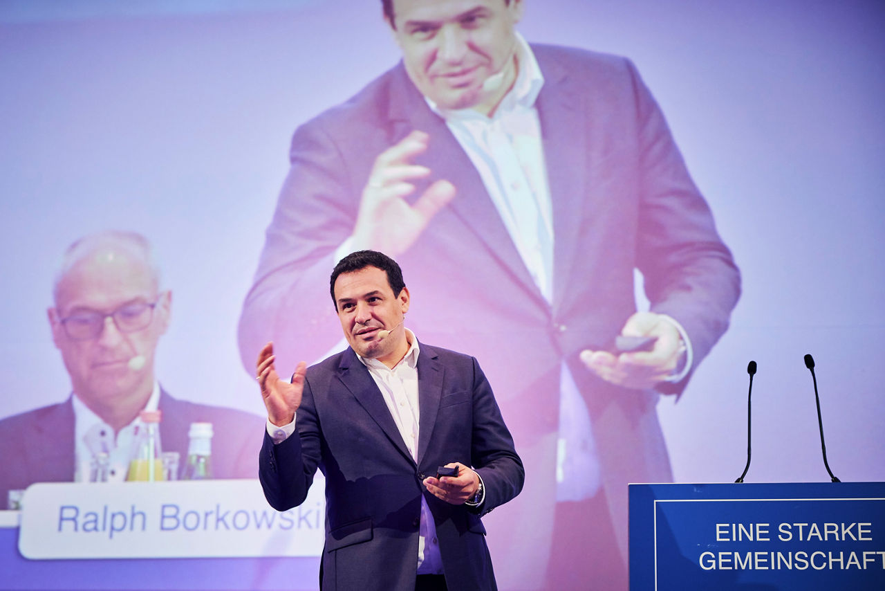 Vorstandsvorsitzender der Sparda-Bank Hamburg eG Stephan Liesegang auf der VertreterInnenversammlung 2026 