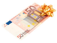 50 Euro Schein mit einer Geschenkschleife