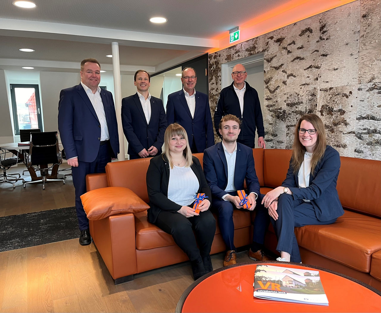 Fotografie von Melina Gleim, Noel Schleicher, Roland Soldan, Isabelle Montag, Michael Herbst, Hartmut Apel und Thomas Balk.