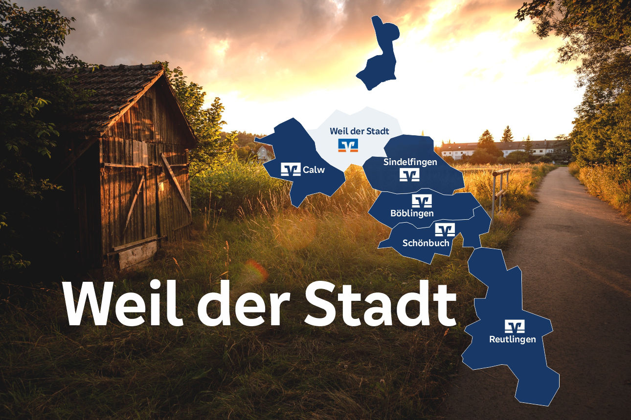 Sonnenuntergang bei Weil der Stadt mit Feldweg und Scheune sowie eingeblendeter Karte der Volksbank-Regionen.