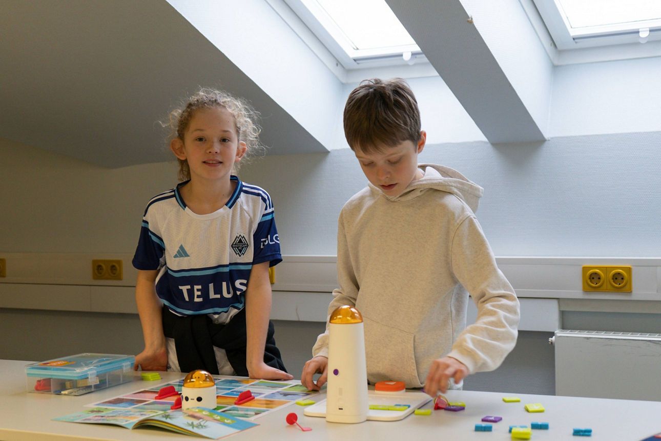Schüler lernen spielerisch zu programmieren