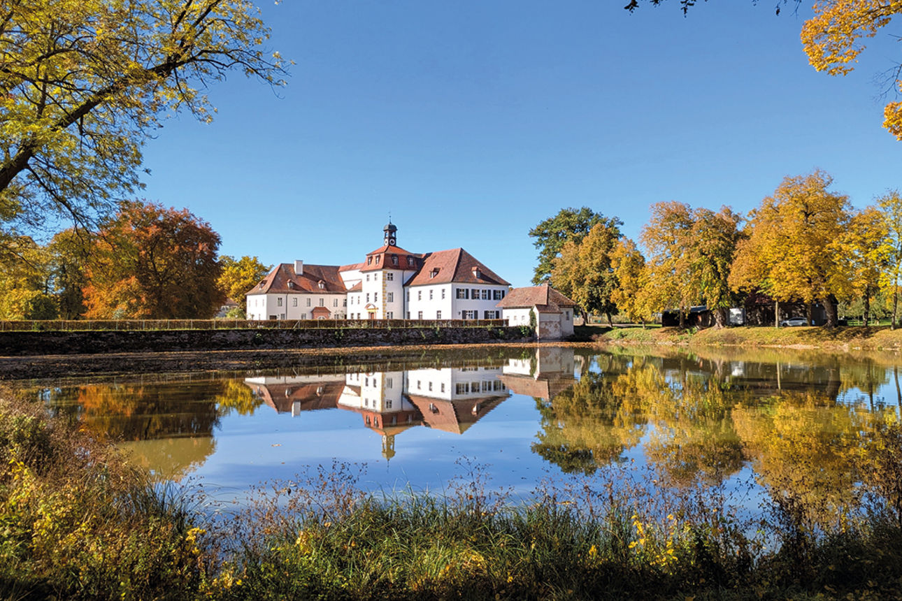 Weißes Schloss in Triesdorf - Edith Sichtar