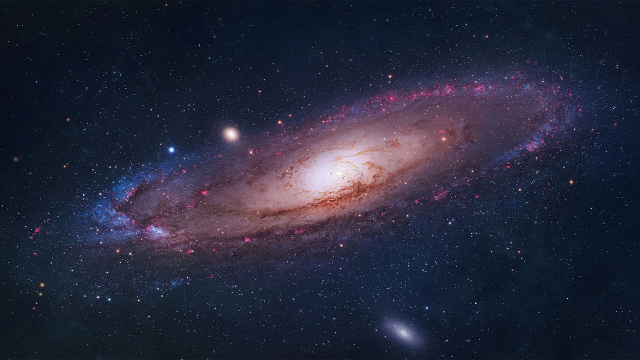 Spiralförmige Galaxie im Weltall mit viele unterschiedlich hell leuchtenden Sternen