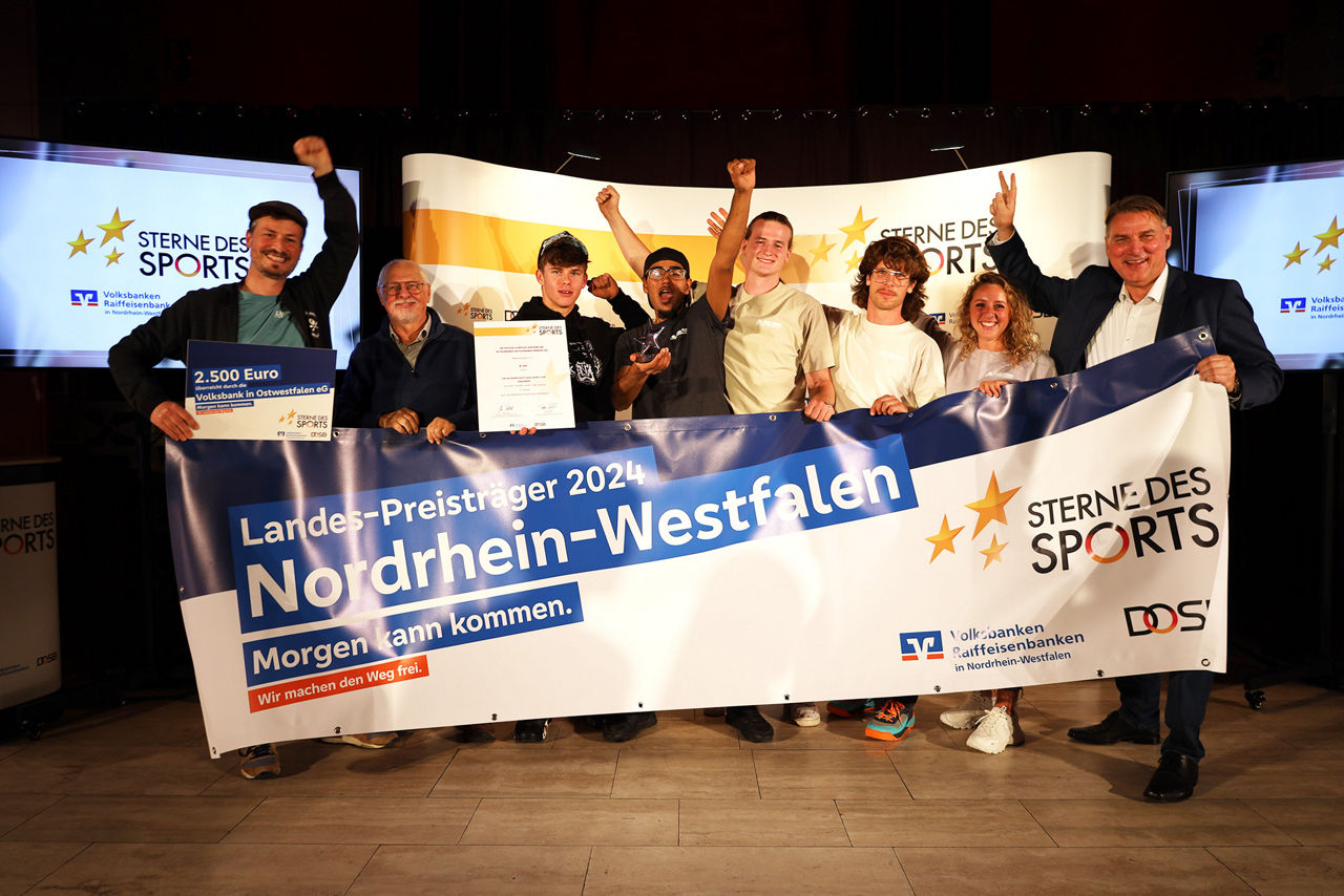 Die Werrepiraten bejubeln den Landessieg bei den "Sternen des Sports"