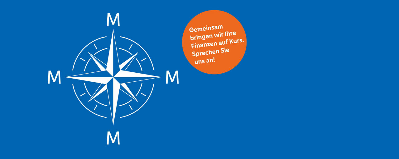 Kompass auf blauem Hintergrund, alle Himmelsrichtungen sind mit M markiert