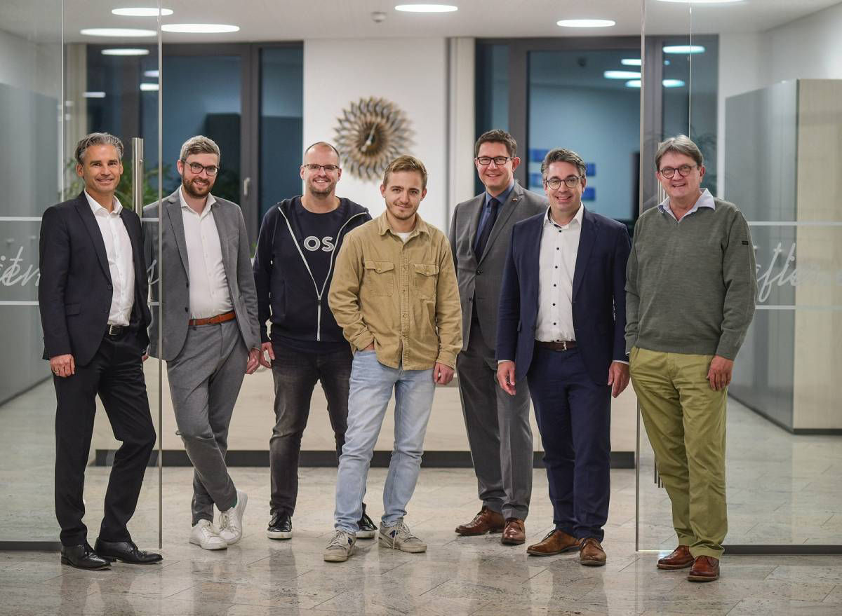 Gruppenfoto Teilnehmer der Zukunftswerkstatt mit dem Thema "Wie die Landesgarenschau das Gesicht der City verändern wird" 